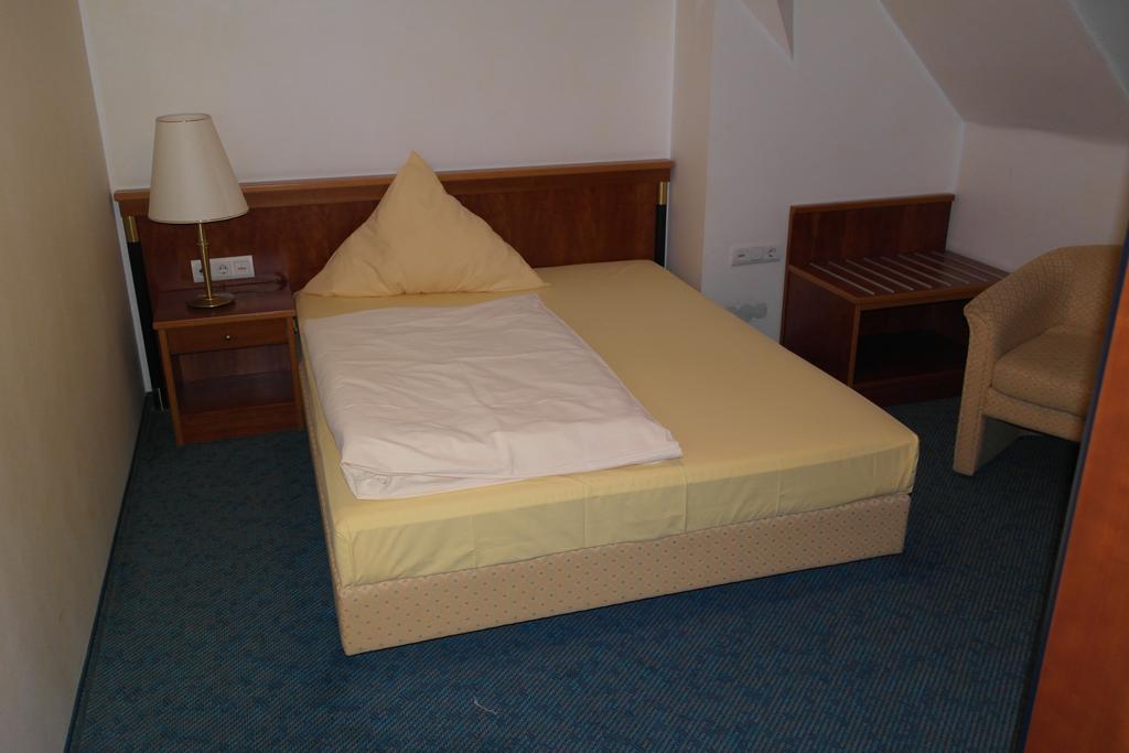 לנגנפלד Hotel Jahnhaus חדר תמונה