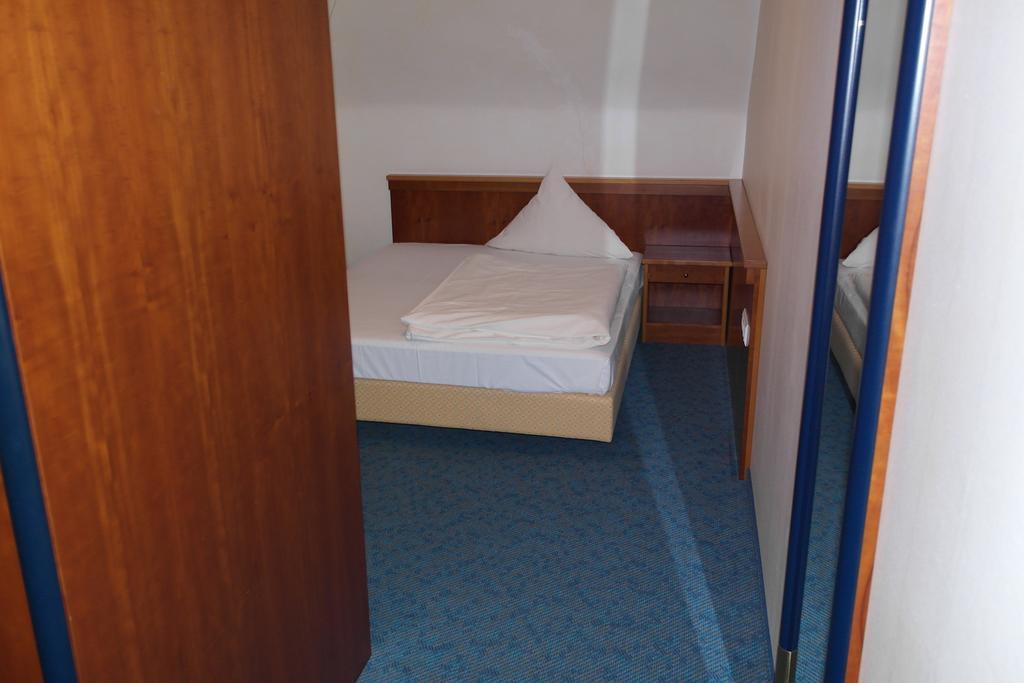 לנגנפלד Hotel Jahnhaus חדר תמונה